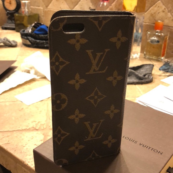 Louis Vuitton iPhone 6plus folio monogram - Picture 5 of 8